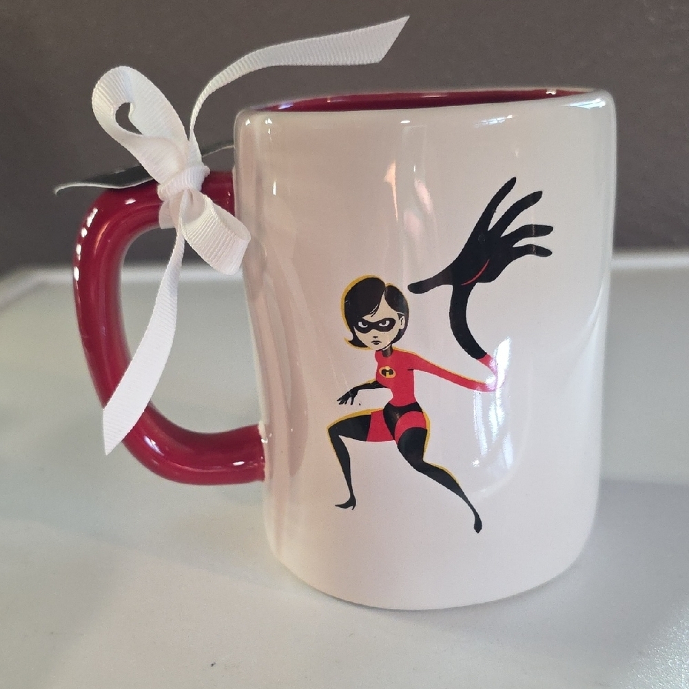 Rae Dunn And Pixar "Incredible Mom" Ceramic Mug - Red and White NWT - Picture 3 of 5